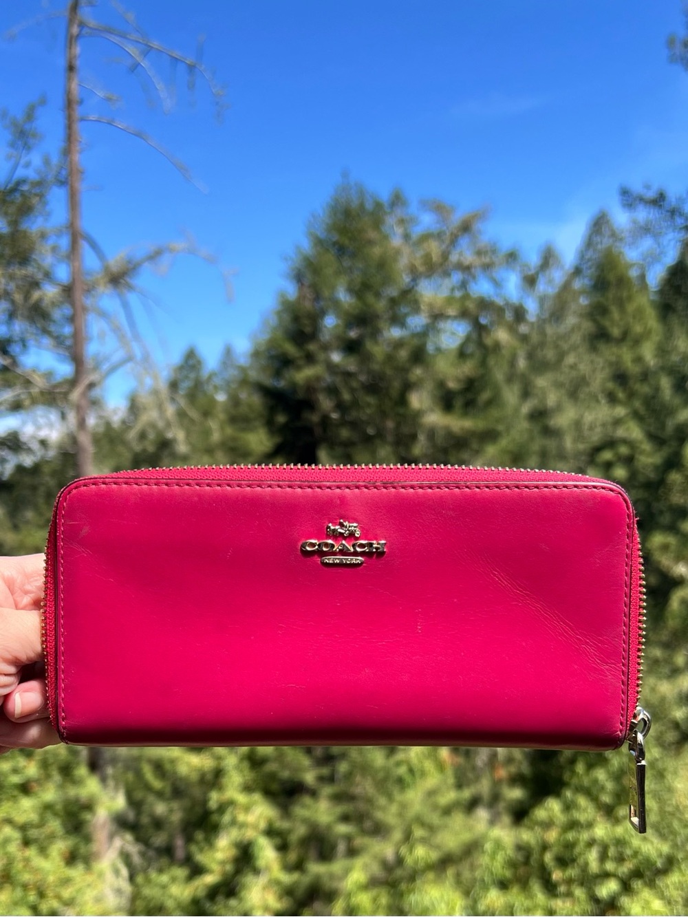 COACH Long Zip-Around Wallet Pink Smooth Leather with Silver Hardware AUTHENTIC